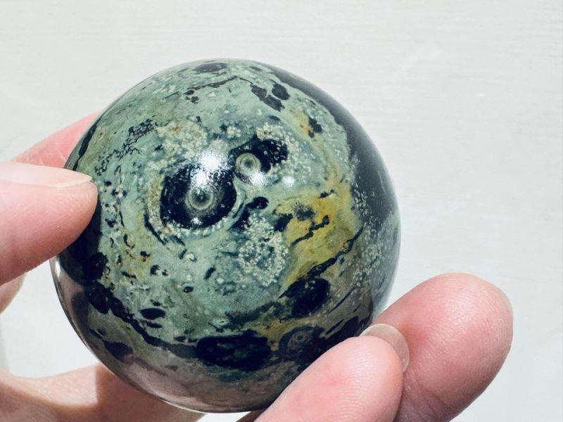 特殊:剛巴巴碧玉球(KAMBABA STONE) 剛巴巴碧玉,雀眼石,鱷魚碧玉