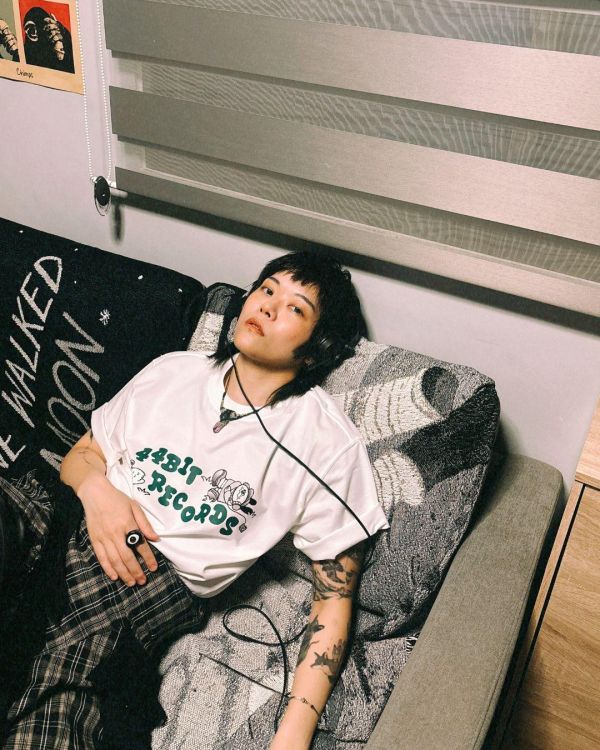 四四拍 T-shirt 躺躺利姆 