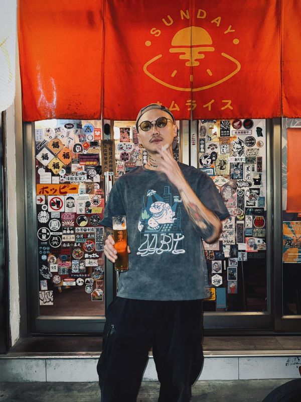 四四拍 T-shirt 恐龍怪獸 