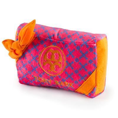 Haute Diggity | 惡搞Tory Burch禮物盒 啾啾玩具 