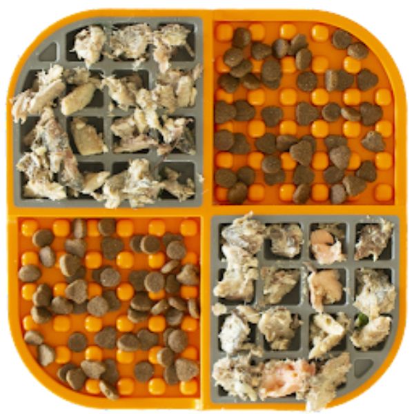 LickiMat Slomo 寵物四格慢食盤 