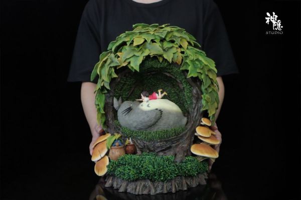 神隱工作室 剪影瞬間系列 龍貓樹洞裏的小憩 