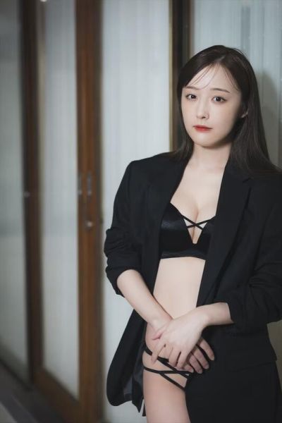 SKE48 鎌田菜月 1st寫真集「やさしい日差し」*4/18發售! SKE48,鎌田菜月,1st,寫真集,やさしい日差し,写真集
