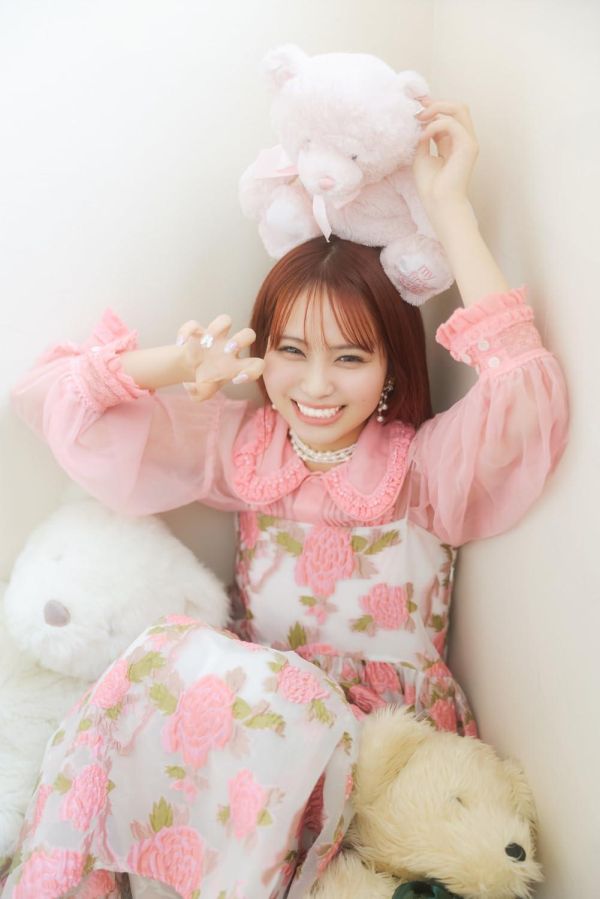 日文書 LOVE 大場花菜 漫畫隨筆集 「はなコミ!~となりにアイドル~」*8/7發售! 日文書,LOVE,大場花菜,漫畫,隨筆集,はなコミ,となりにアイドル
