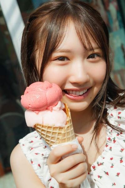 日向坂46 藤嶌果步 藤嶌果歩 1st寫真集  ｢標題未定」封入:隨機明信片一張 *8/4發售! 日向坂46,藤嶌果步,藤嶌果歩,1st,寫真集,明信片,写真集