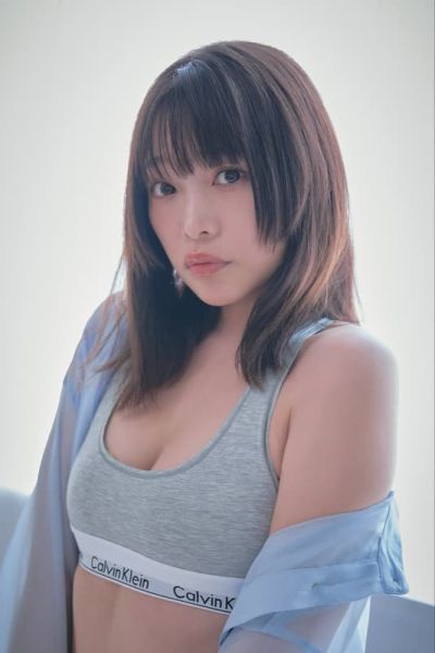 小山百代 2nd寫真集「標題未定」*11/29發售! 小山百代,2nd,寫真集,標題未定,写真集