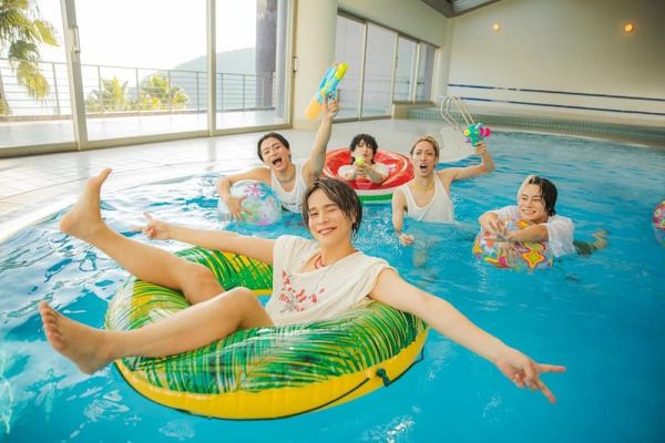 REAL PIECE 2nd寫真集 「Piece by Piece」附隨機小卡 *26/2/12發售! REAL PIECE,2nd,寫真集,Piece by Piece,小卡,写真集