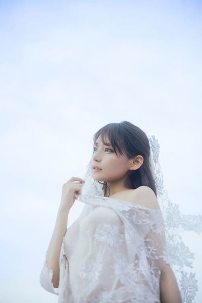 日本角川限定 似鳥沙也加 PHOTO BOOK 寫真集 「ふれあ、」「ふりる。」0128*3/27發售! 日本,角川,限定,似鳥沙也加,PHOTO BOOK,寫真集,ふれあ,ふりる