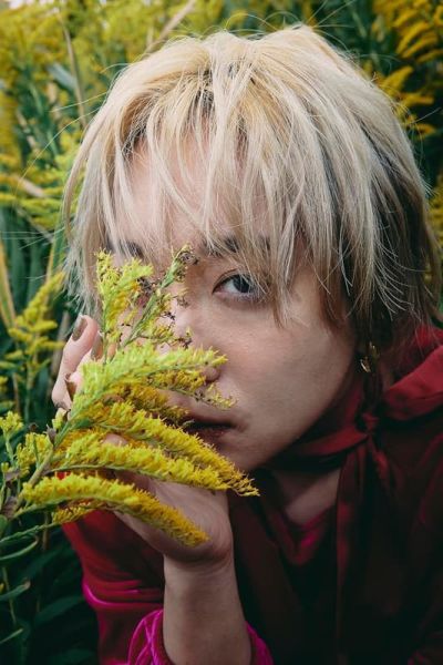 伊澤彩織 1st寫真集 PHOTO BOOK 「PLAYer 1」 *2/16發售! 伊澤彩織,1st,寫真集,PHOTO BOOK,PLAYer 1 ,写真集