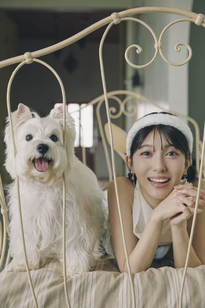 濱邊美波 浜辺美波 月曆 學年曆 2026.04-2027.03 *2026/3/23發售! 濱邊美波,浜辺美波,2026,2027,學年曆,月曆,カレンダー