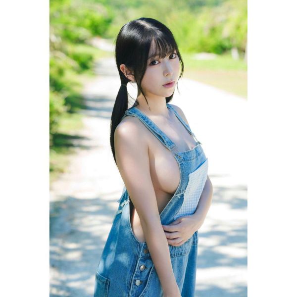 瀬戸みるか 瀨戶美留香 1st寫真集「標題未定」*12/9發售! 瀬戸みるか,瀨戶美留香,寫真集