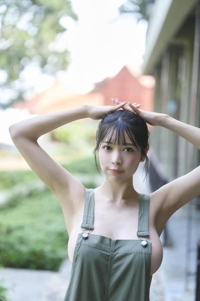 七瀨奈奈 七瀬なな 1st寫真集「標題未定」*7/21發售! 七瀨奈奈,七瀬なな,1st,寫真集,写真集