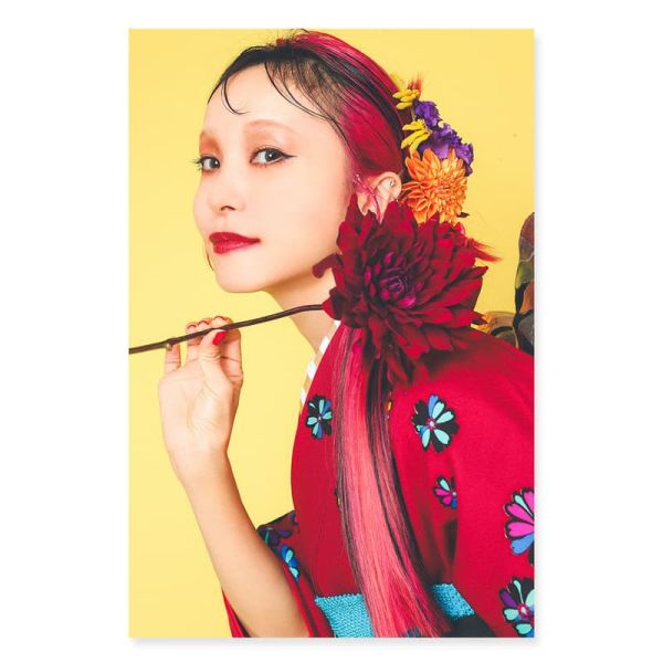 通路限定 LiSA 15周年紀念月曆 2026/4-2027/3 壁掛式月曆 A2 *3/28發售! 通路限定,LiSA,15周年,紀念,月曆,2026,2027,壁掛式,月曆,A2,カレンダー