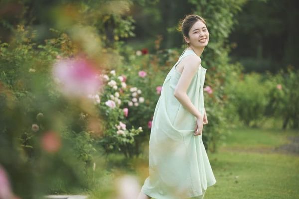 小芝風花 2026年月曆 「Flower」  附:隨機貼紙一張*12/12發售! 小芝風花,2026年,月曆,Flower