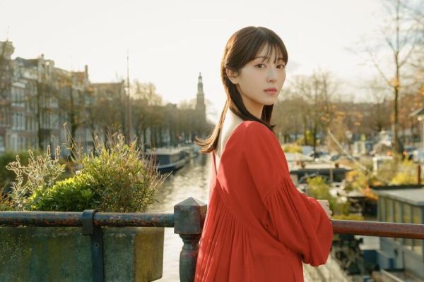 濱邊美波 浜辺美波 寫真集「25」 *8/22發售! 濱邊美波,浜辺美波,寫真集,25,写真集
