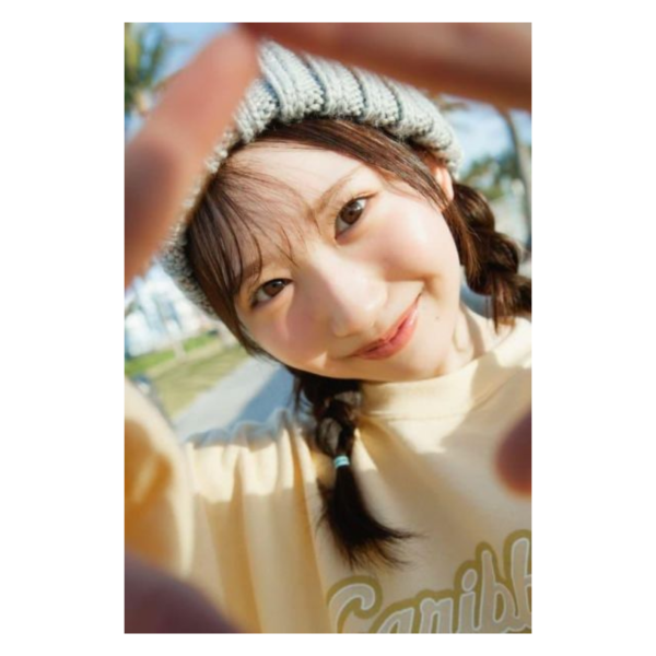 日向坂46 藤嶌果步 藤嶌果歩 1st寫真集  ｢標題未定」封入:隨機明信片一張 *8/4發售! 日向坂46,藤嶌果步,藤嶌果歩,1st,寫真集,明信片,写真集