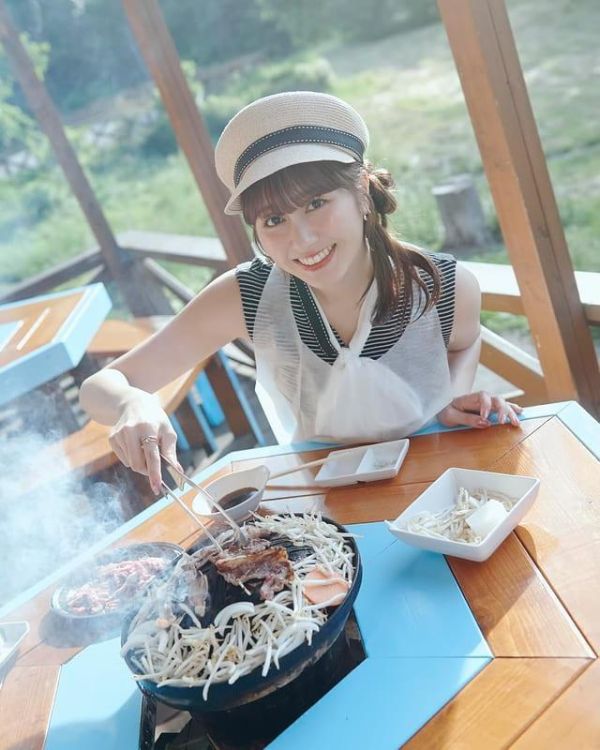 桃色幸運草Z 佐佐木彩夏 佐々木彩夏 1st寫真集 ｢ぺろり」 通常版 *10/8發售! 桃色幸運草Z,佐佐木彩夏,佐々木彩夏,1st,寫真集,ぺろり,通常版
