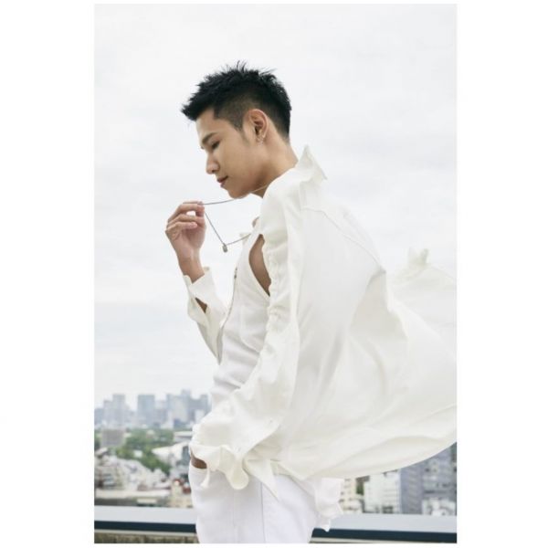 Singto 寫真集 「tokyo-リトル・トーキョー-」 *7/25發售 Singto写真集