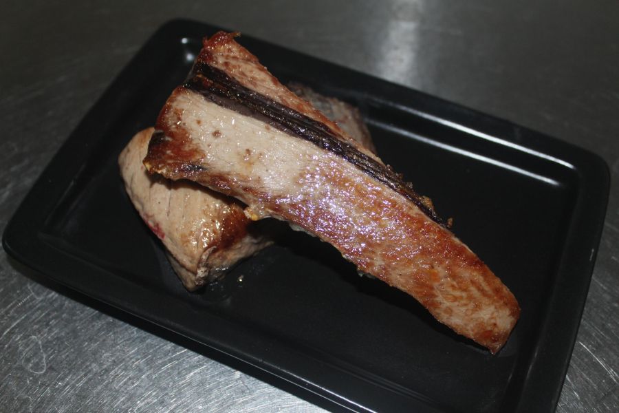 黑鮪血合肉＊每份300克以上 