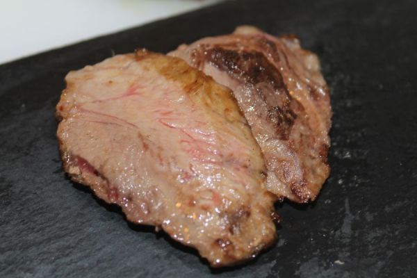 黑鮪臉頰肉(無刺)＊10公斤裝 黑鮪魚,黑尾魚臉頰肉