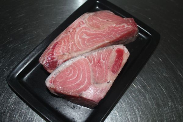 黑鮪腦天肉＊箱裝10公斤40~50片 黑鮪魚,黑尾魚臉頰肉