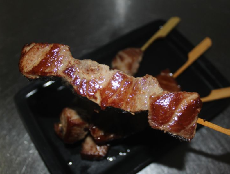 鮪魚肚串燒＊每份4串200克以上 黑鮪魚,黑尾魚臉頰肉,長尾鳥