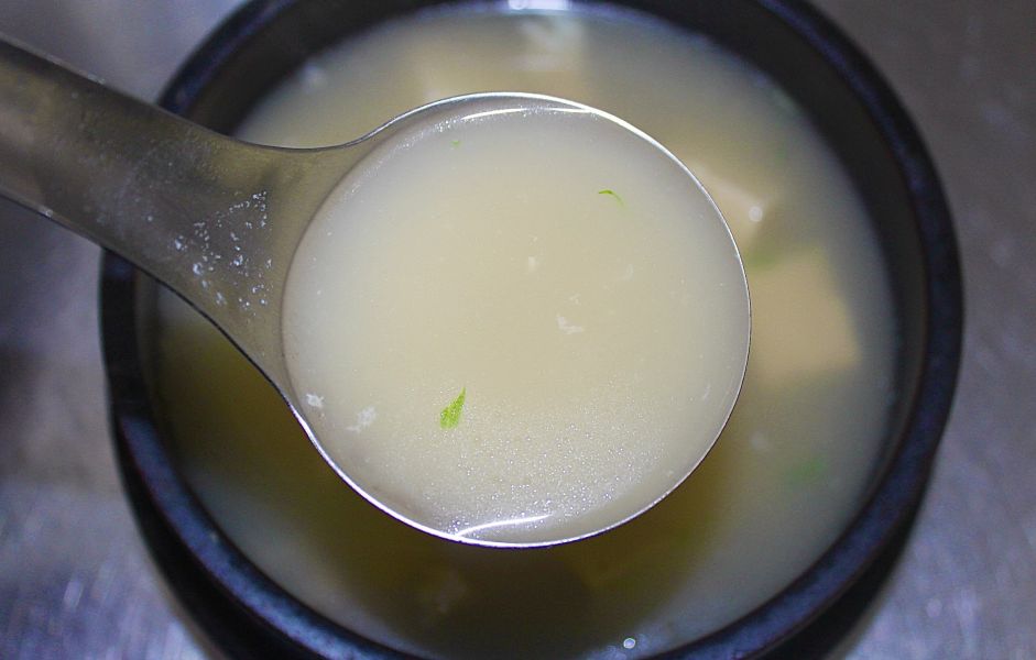 海鱺雪濃湯＊每包500克以上(只有湯) 海鱺雪濃湯
海鱺濃湯
海鱺鮮湯
展泉海鮮
高品質海鮮湯
鮮美濃湯
即食濃湯
家庭聚餐湯品
鮮嫩海鱺