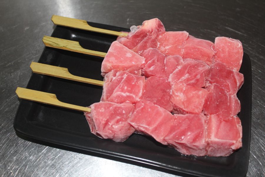 鮪魚肚串燒＊每份4串200克以上 黑鮪魚,黑尾魚臉頰肉,長尾鳥