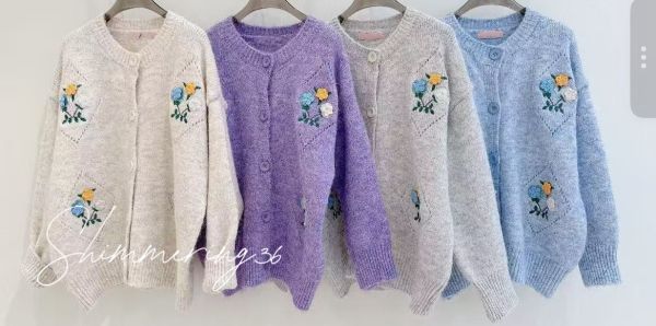 羊毛10%刺繡花外套 