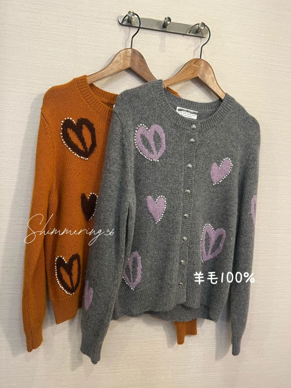 羊毛90%愛心釘珠外套 