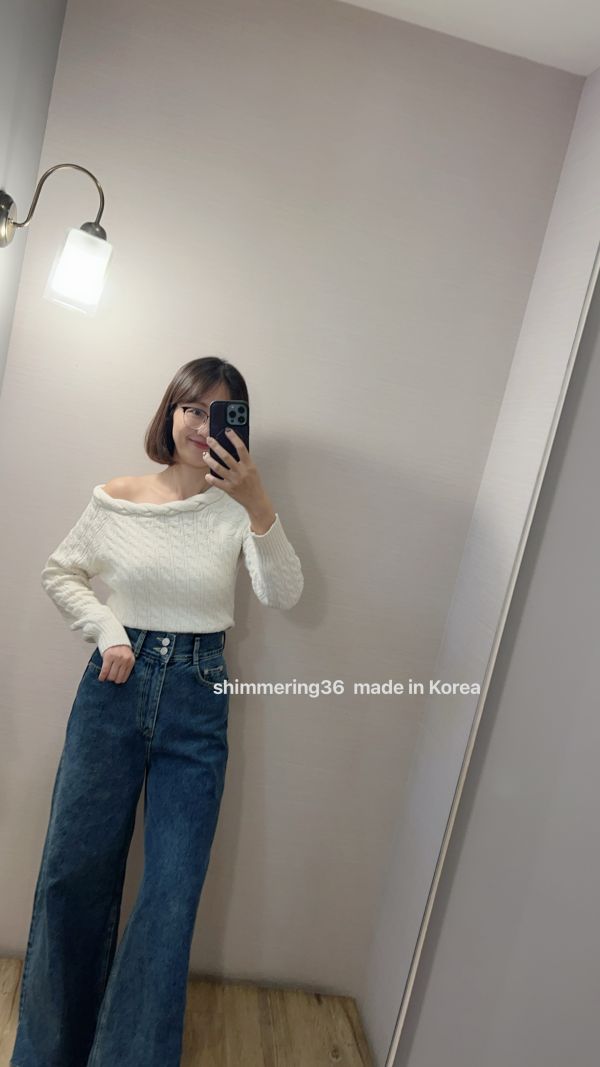 可拉斜肩或一字領麻花編織上衣 