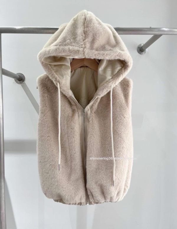 水貂毛連帽背心 