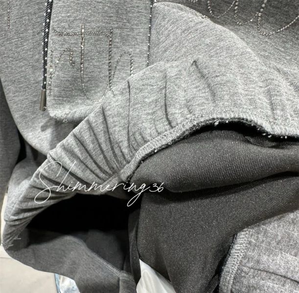 門市熱賣英字太空棉燙鑽帽T 