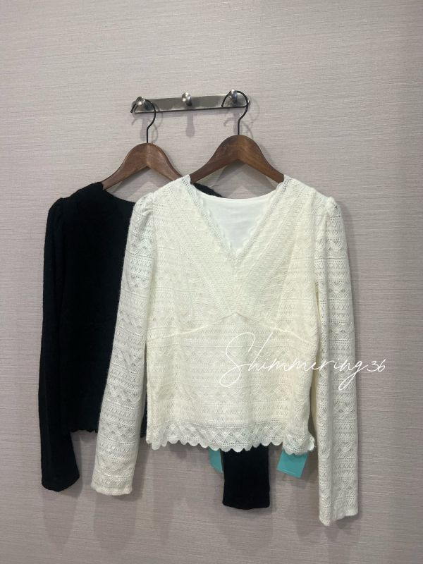 內刷毛蕾絲上衣 