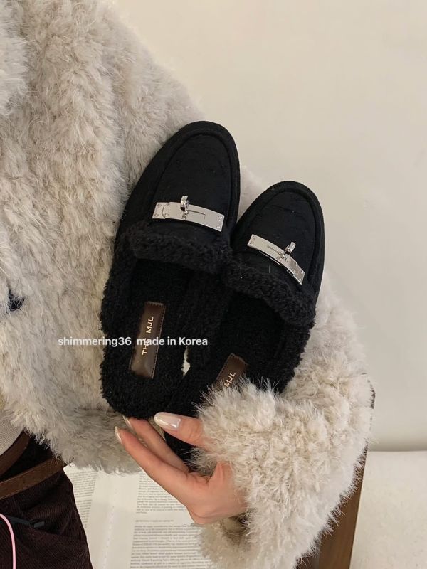 凱莉釦造型毛拖 