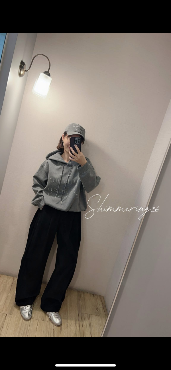 門市熱賣英字太空棉燙鑽帽T 