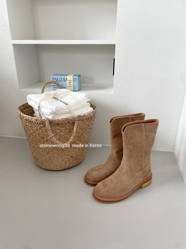 瘦腿前V牛皮中筒靴 