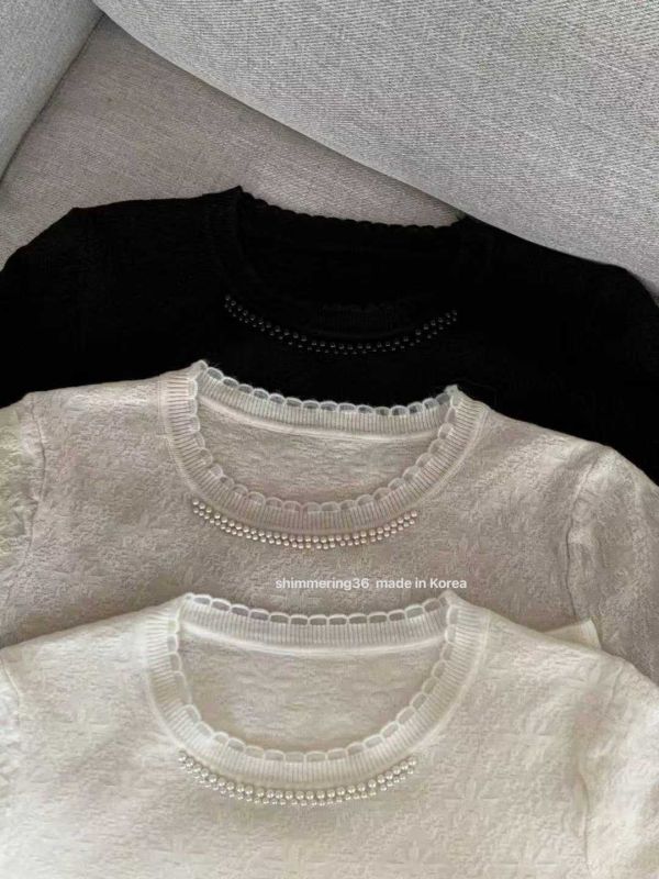 釘珠立體紋路針織上衣 