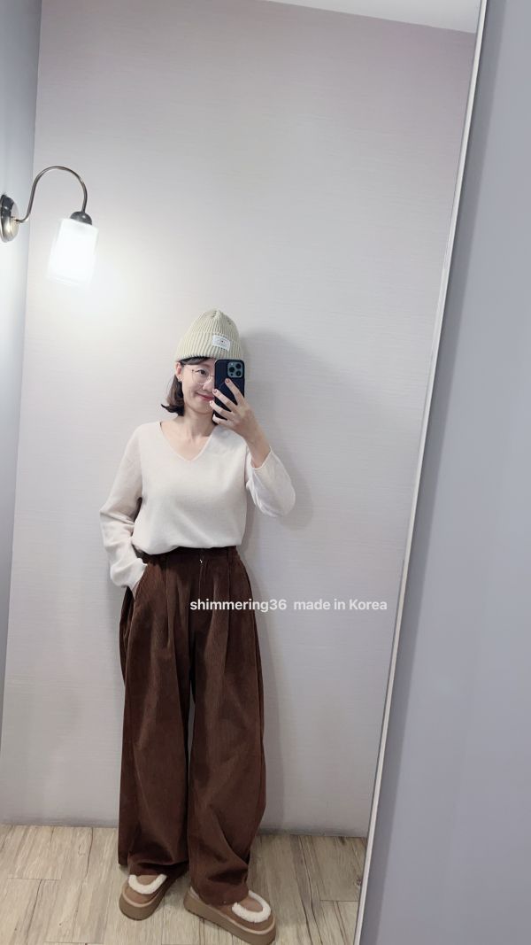 羊毛100%V領毛衣 