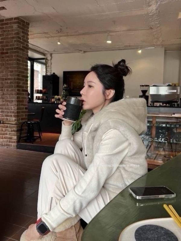 水貂毛拉鍊連帽背心 