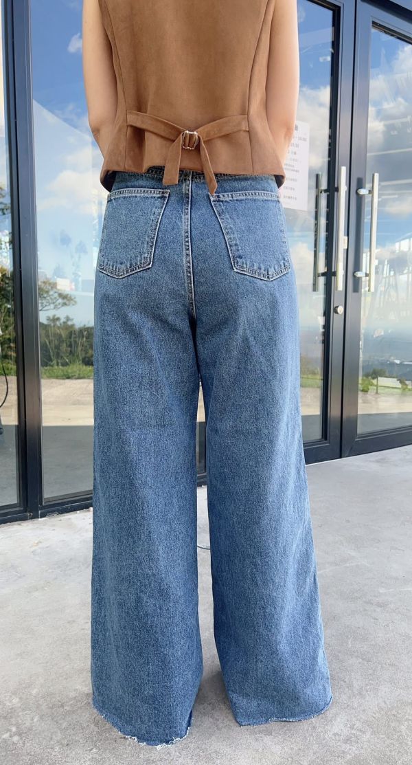 直筒腿長牛仔褲 