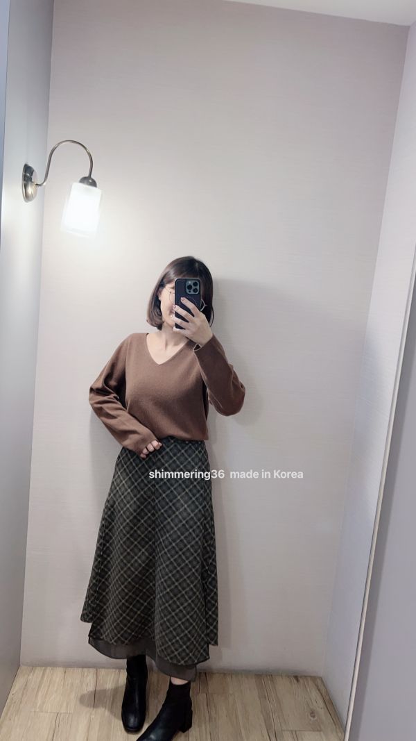 羊毛100%V領毛衣 