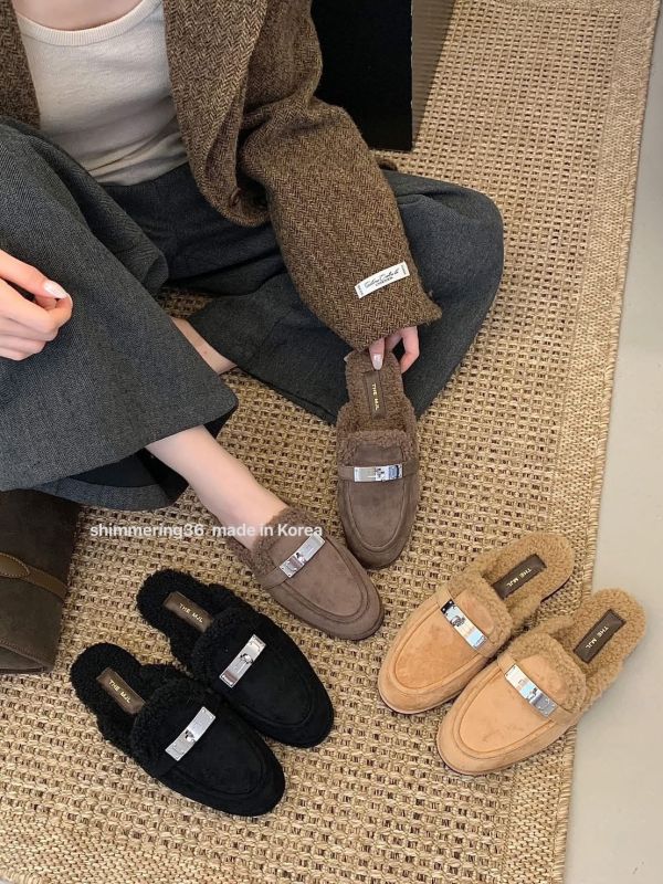 凱莉釦造型毛拖 