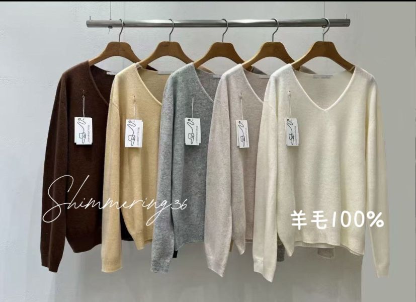 羊毛100%V領毛衣 