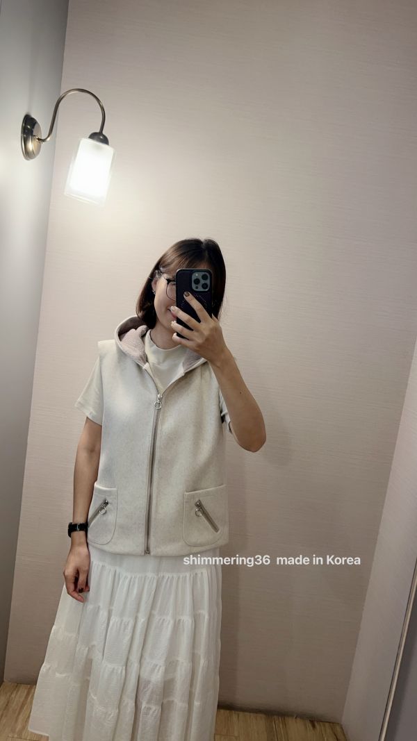 熱賣羊毛70%連帽背心 