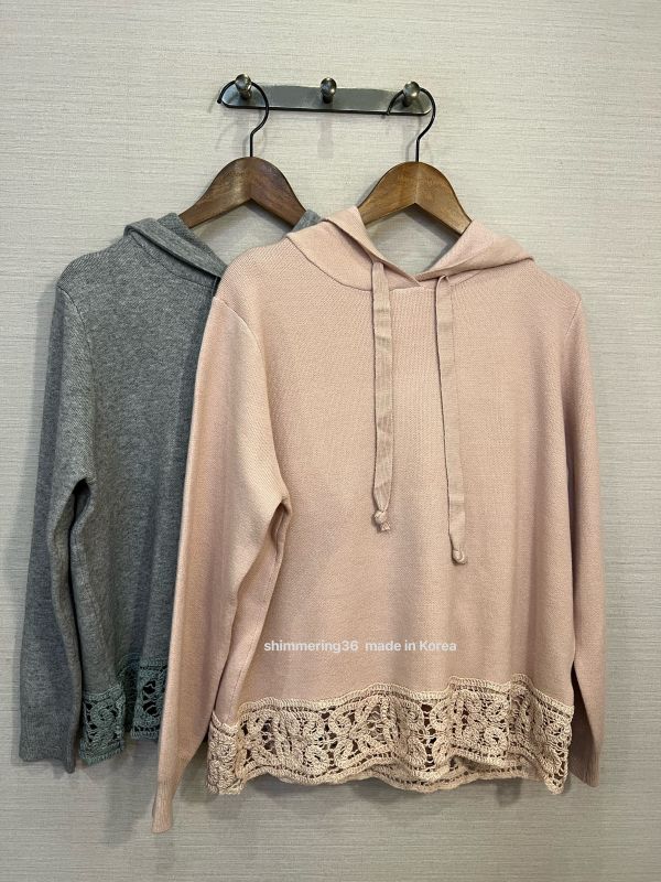 羊絨針織連帽下緹花上衣 