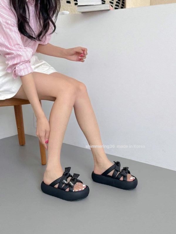 蝴蝶結拖鞋 
