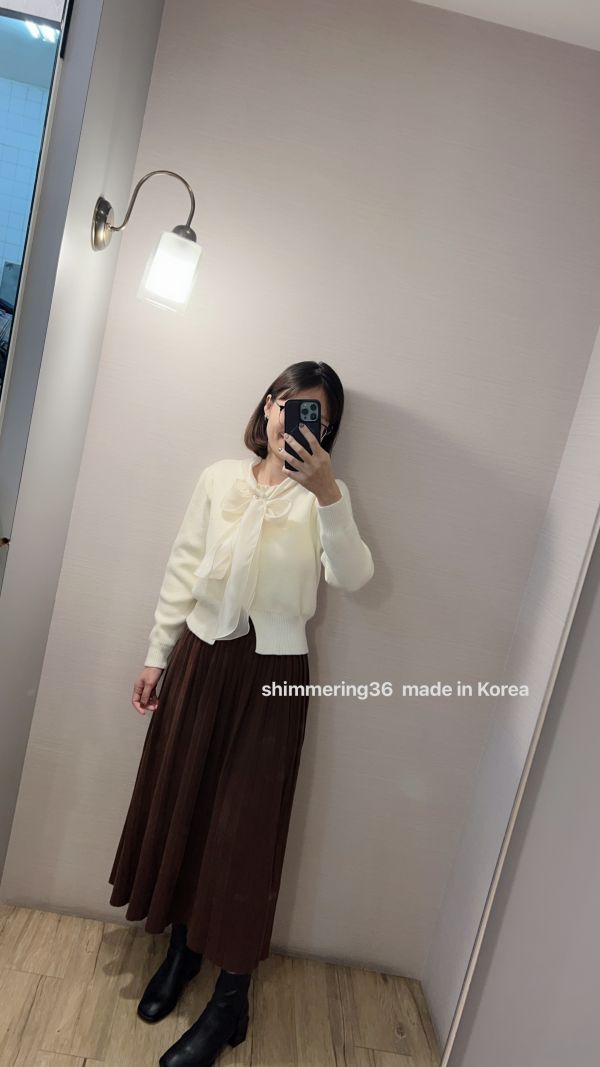 前綁蝶結針織珠釦上衣 