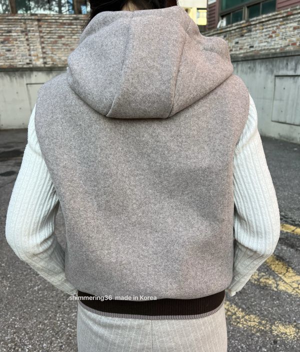 羊毛70%下縮擺背心 