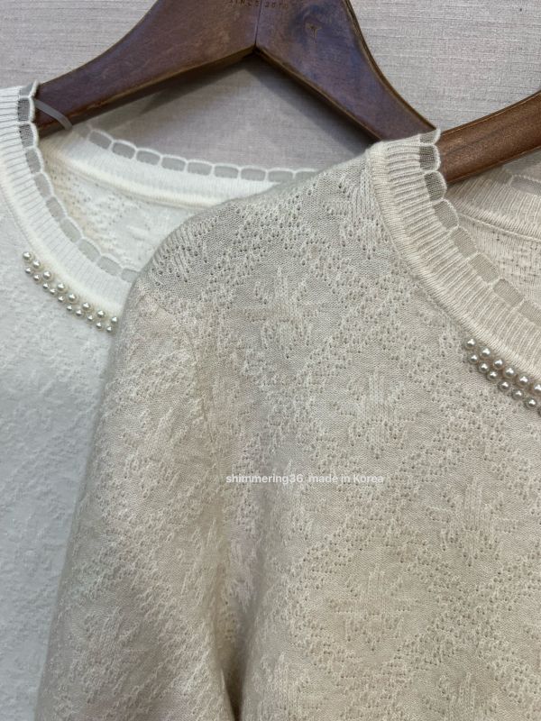 釘珠立體紋路針織上衣 